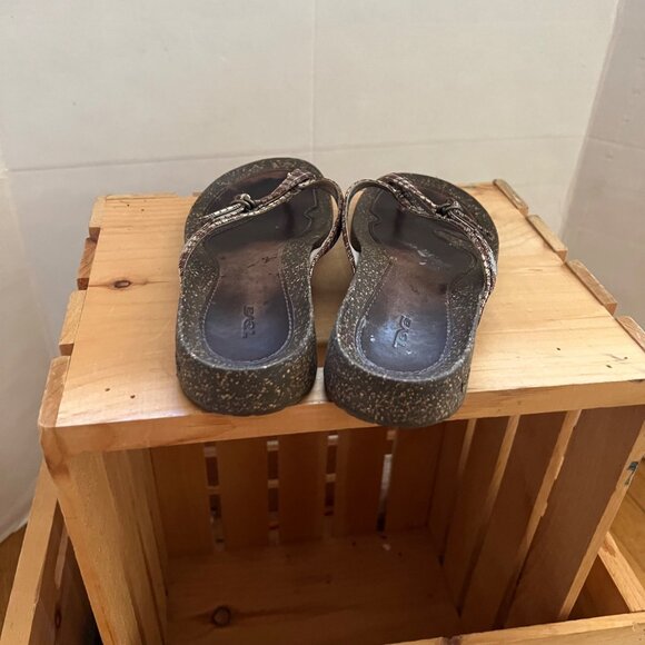 Teva Size 7.5 Brown Plaid Ventura Leather Toe Post Thong Flip Flop Sandals #6503 - Picture 16 of 16